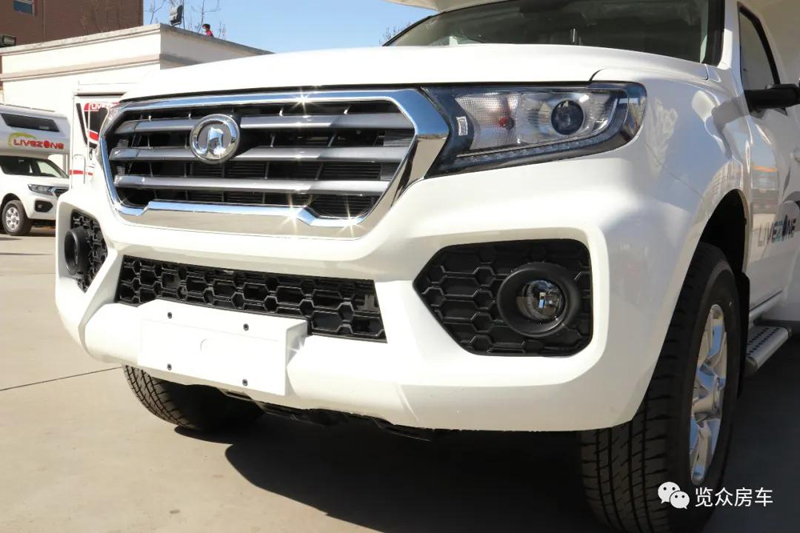 這款房車動力不錯，可以選擇