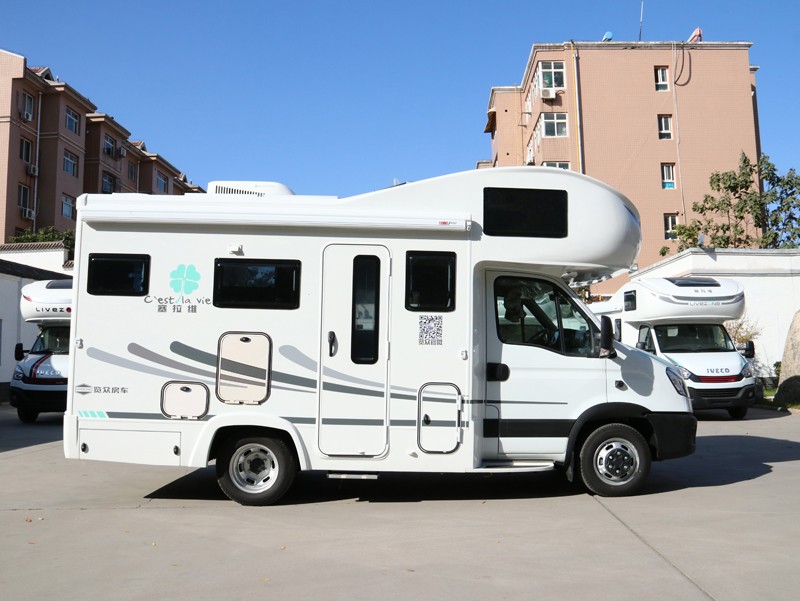 2021年選房車，自動檔、大空間、國六