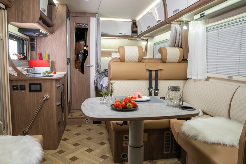 2021年選房車，自動檔、大空間、國六