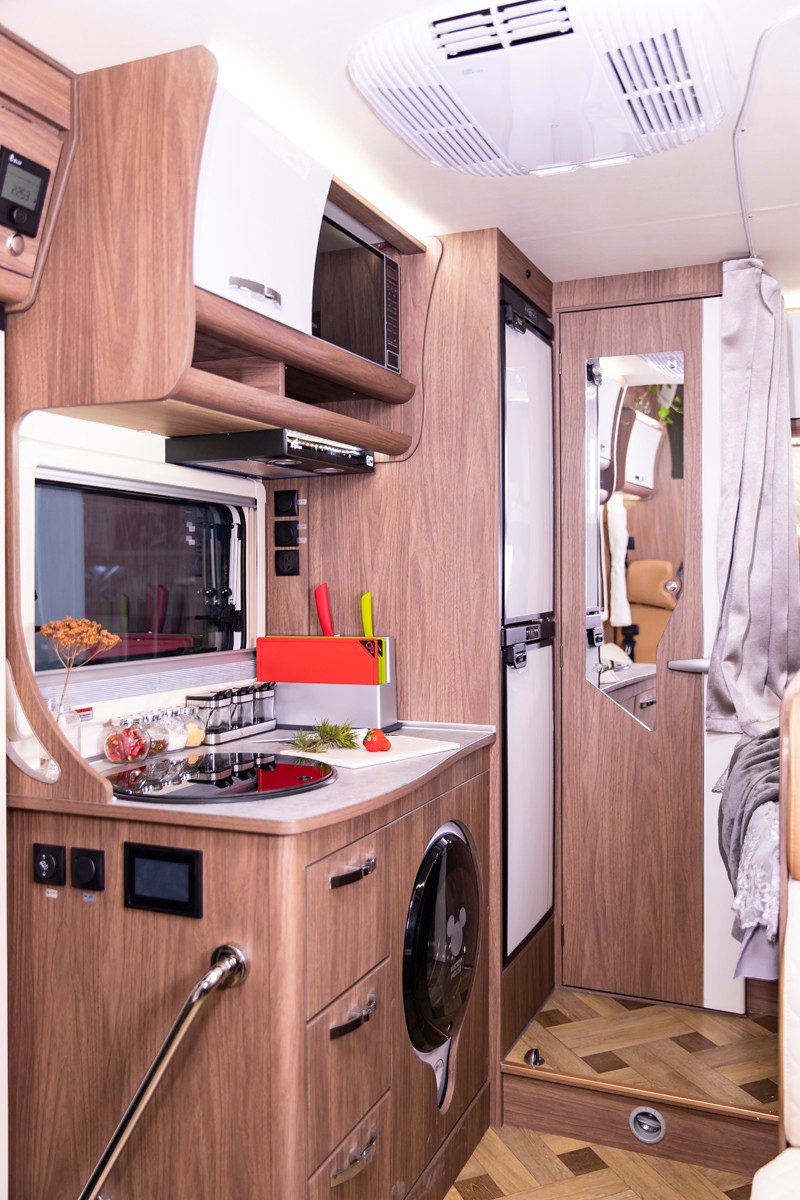 2021年選房車，自動檔、大空間、國六