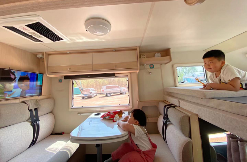 給孩子講故事，不如陪孩子造故事