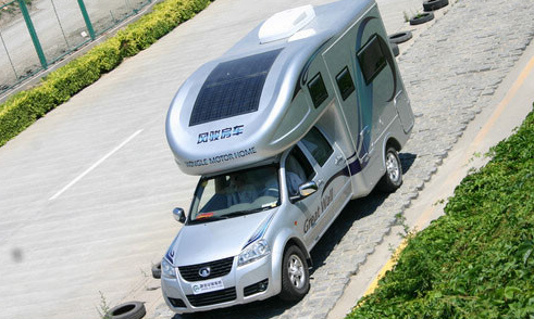 你沒看錯，歡迎來到2012年的房車世界！