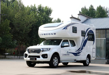 這款房車動力不錯，可以選擇